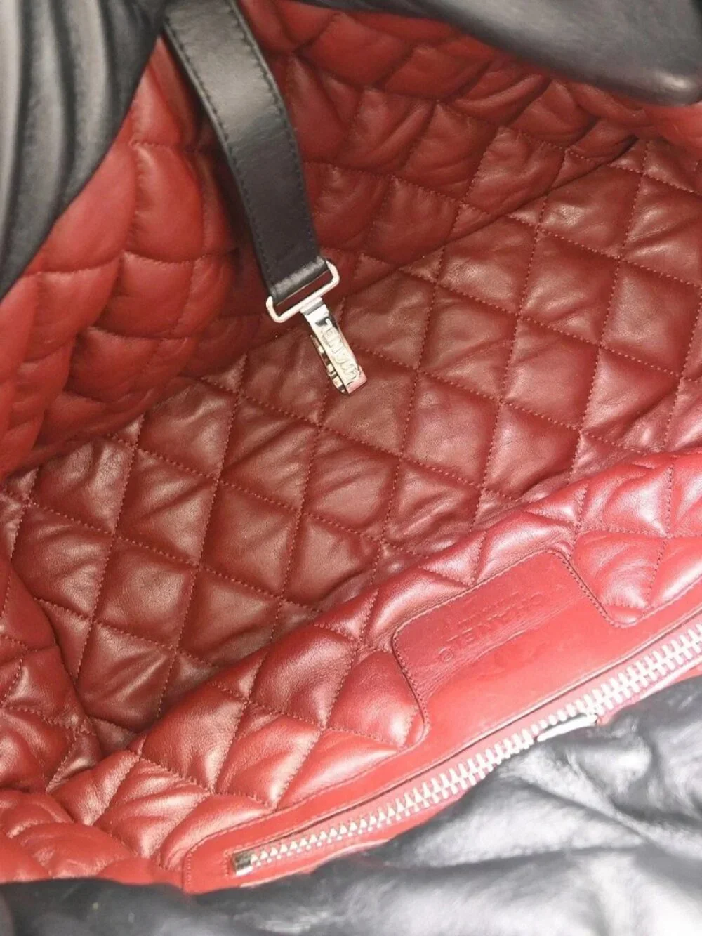 Best07 Chanel Black Calfskin Coco Cocoon Tote Bag KQ01586